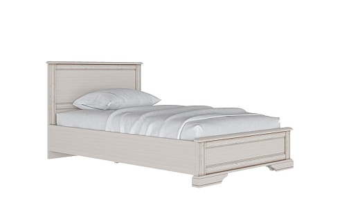 Кровать c металлическим основанием